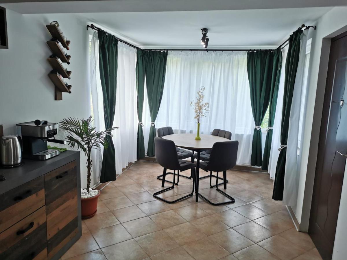 Casa Noastra Hotel Orşova Екстериор снимка