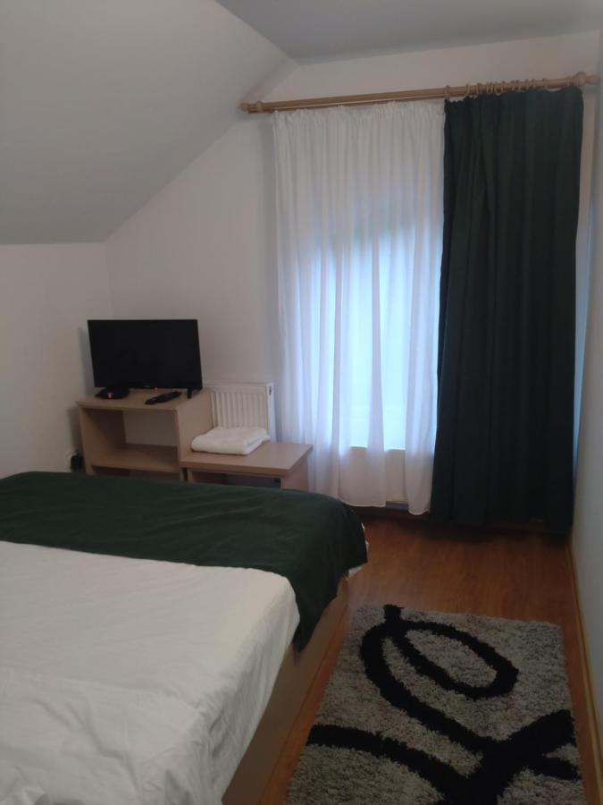 Casa Noastra Hotel Orşova Екстериор снимка